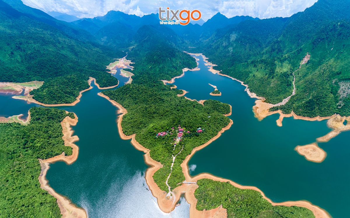 thiền viện trúc lâm bạch mã 