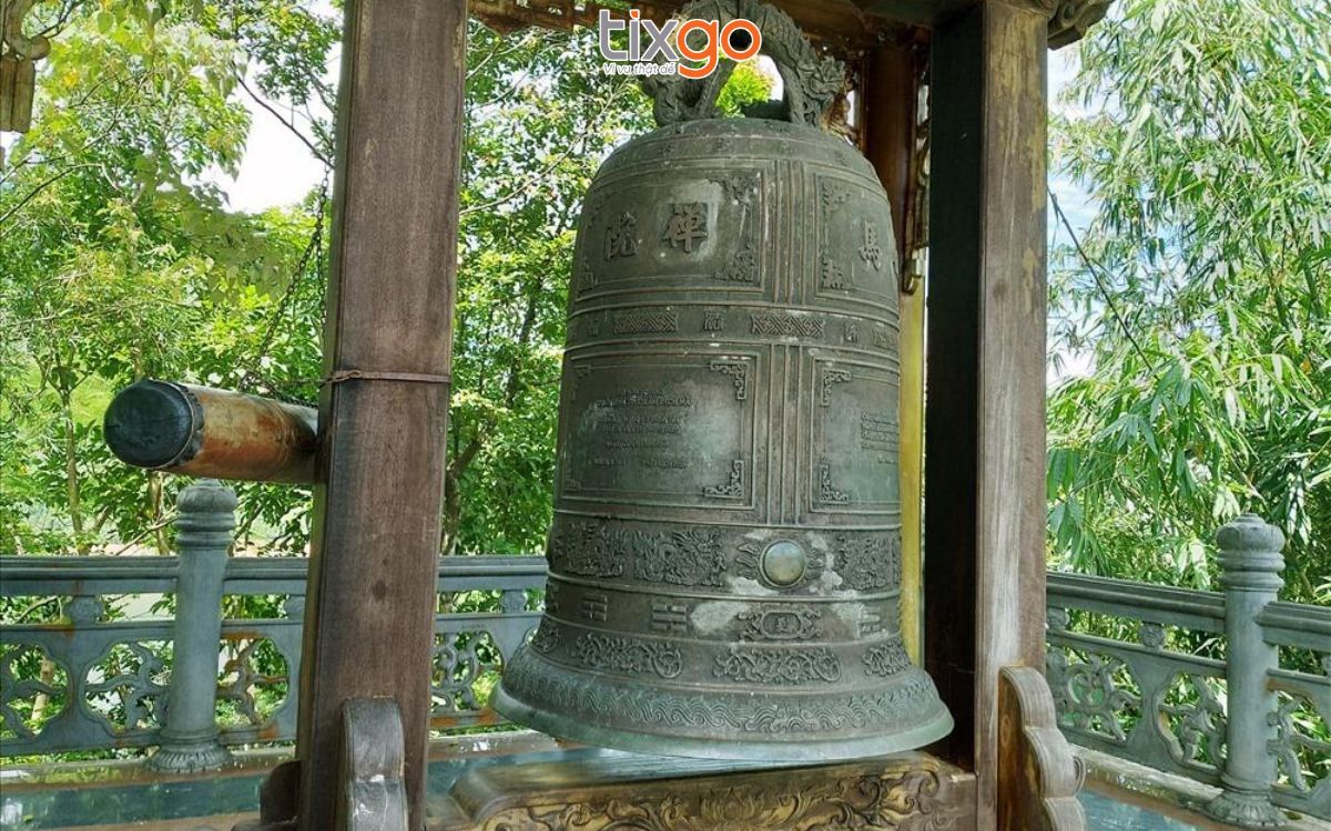 thiền viện trúc lâm bạch mã 