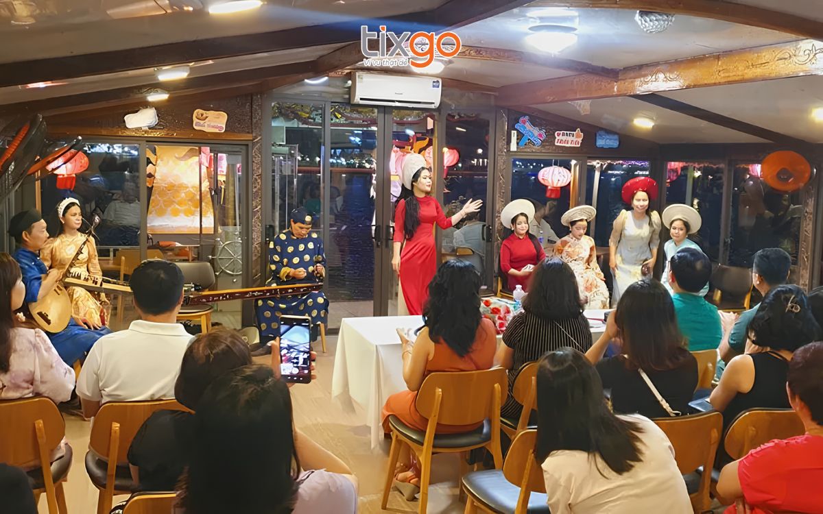 du lịch huế tháng 11